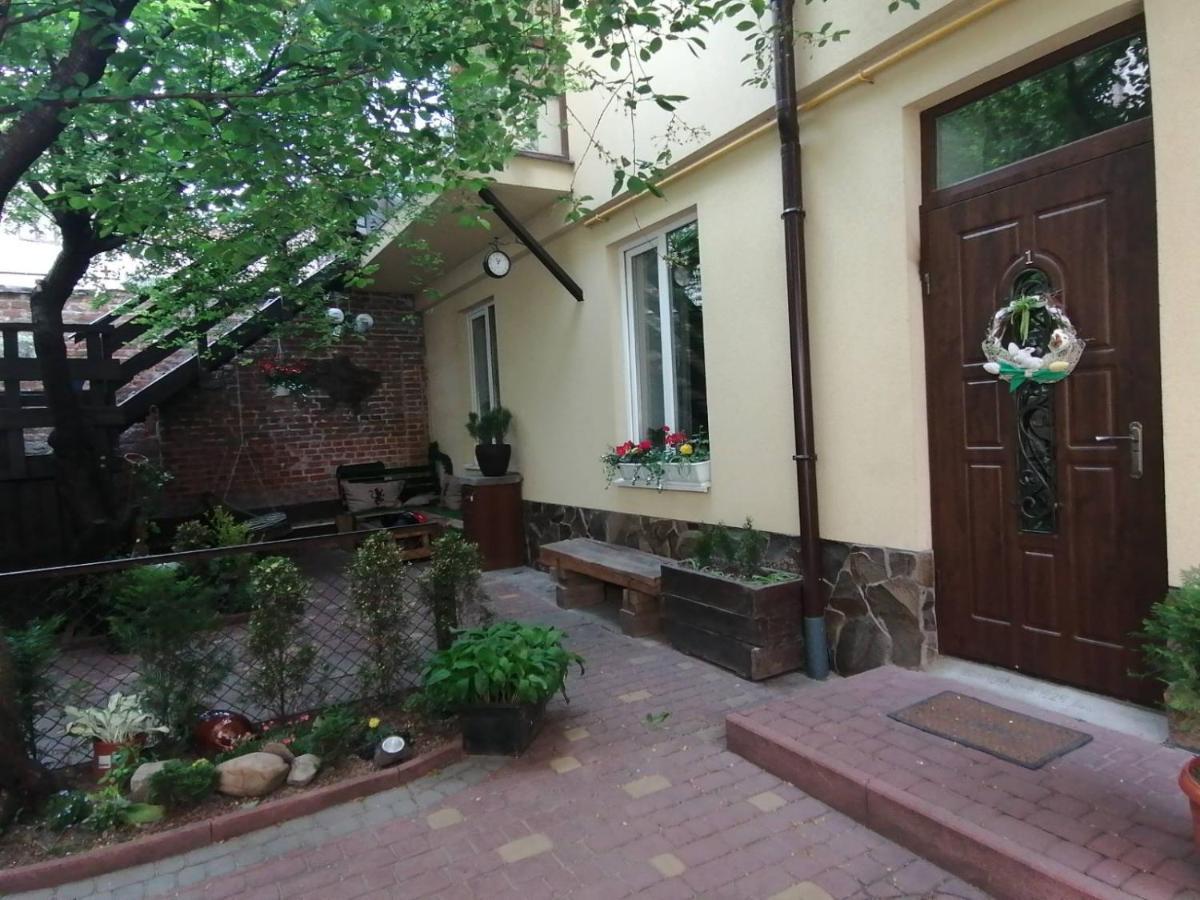 Апартаменты Старого Львова Lviv Luaran gambar